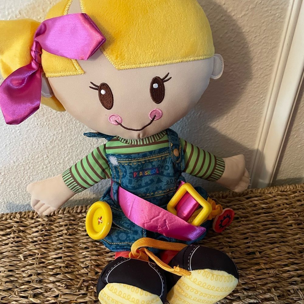 Playskool Dressy Kids Doll Activity Doll